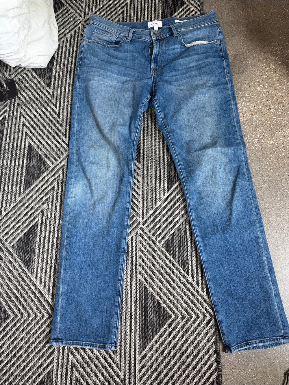 Men's FRAME Blue Jeans - Classic Straight Fit L’Homme Slim.